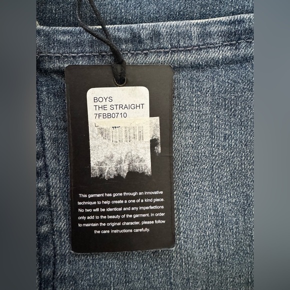 7 SEVEN ALL MANKIND Boys Blue Jeans 👦
*NEW WITH TAGS 🏷️ - Picture 16 of 16